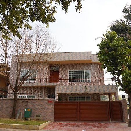 Bed and Breakfast Grand Royal Islamabad Exterior foto